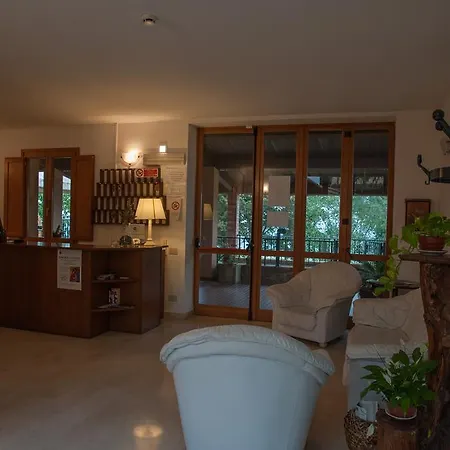 Domus Bernardiniana Konukevi Massa Marittima