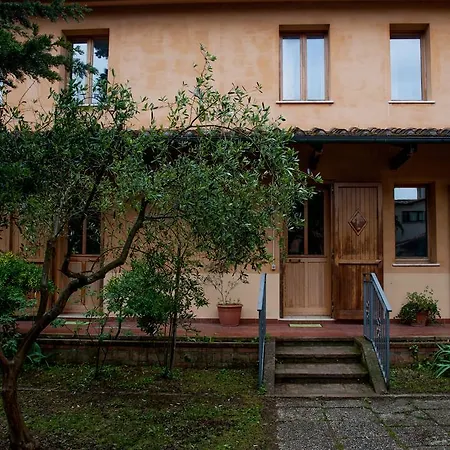 Domus Bernardiniana Konukevi Massa Marittima
