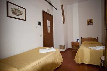 Konukevi Domus Bernardiniana Massa Marittima